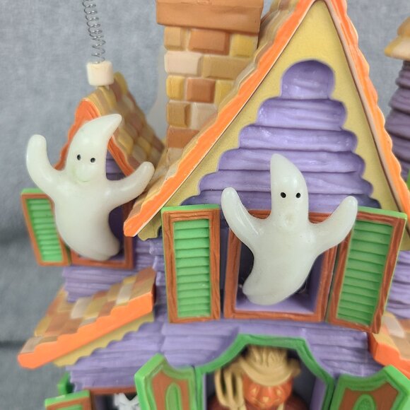 Avon Halloween Haunted House TESTED WORKS No Cord 10 inches Glow in the Dark - Picture 13 of 16